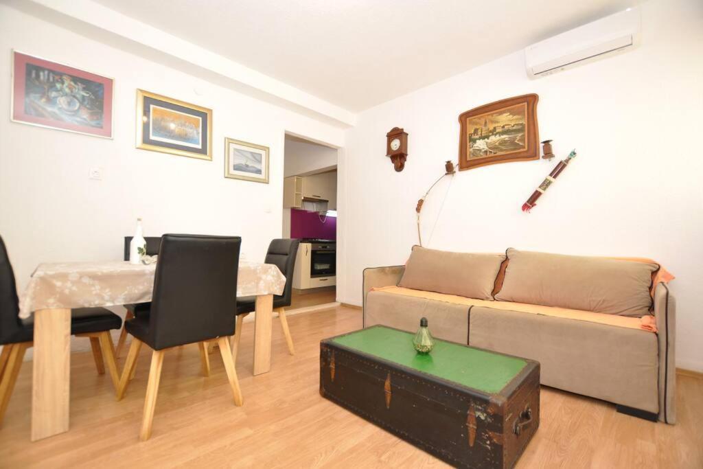 Central Apartment Marco Polo Сплит Екстериор снимка