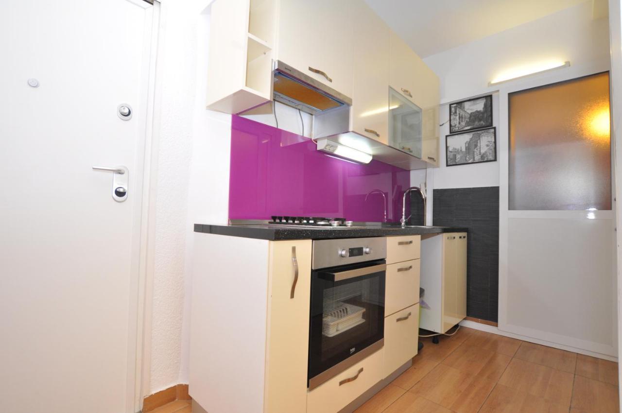 Central Apartment Marco Polo Сплит Екстериор снимка
